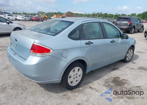 2008 Ford Focus S z USA, uszkodzony, nr VIN 1FAHP34N28W148347